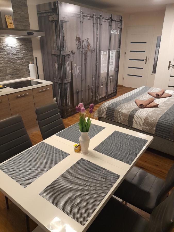 Honey Apartment Lendava Exteriér fotografie